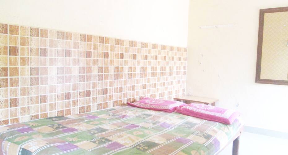 Pravasi Guest House, Diveagar 5